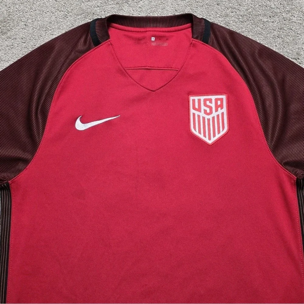 Nike pre owned